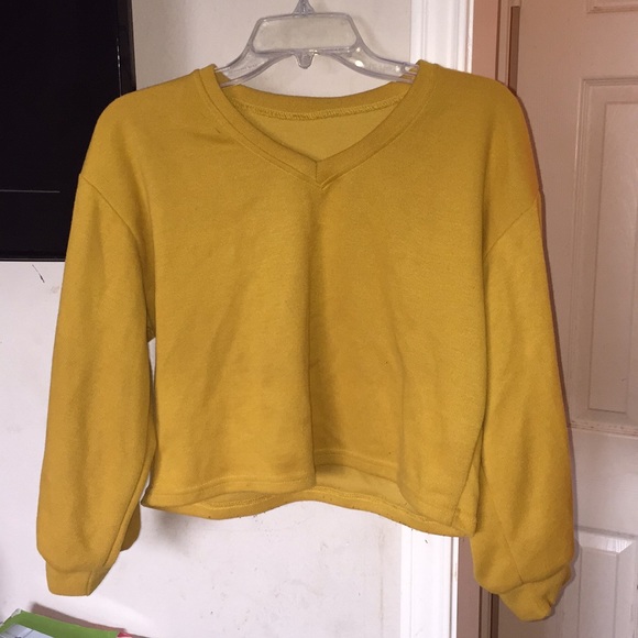 lantern sleeve sweatshirt